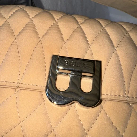 Bally Vintage Quilted Nylon Shoulder Bag. - Picture 8 of 16